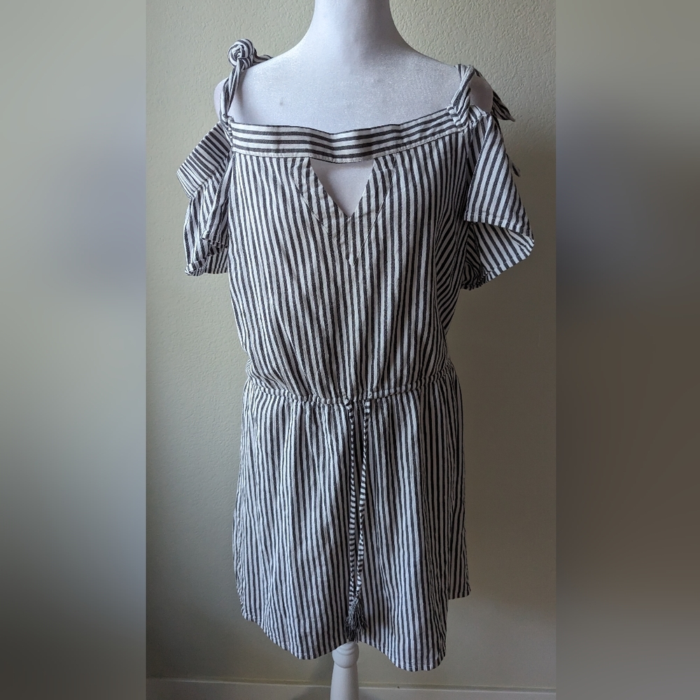 Guess Black and White Cold Shoulder Mini Dress